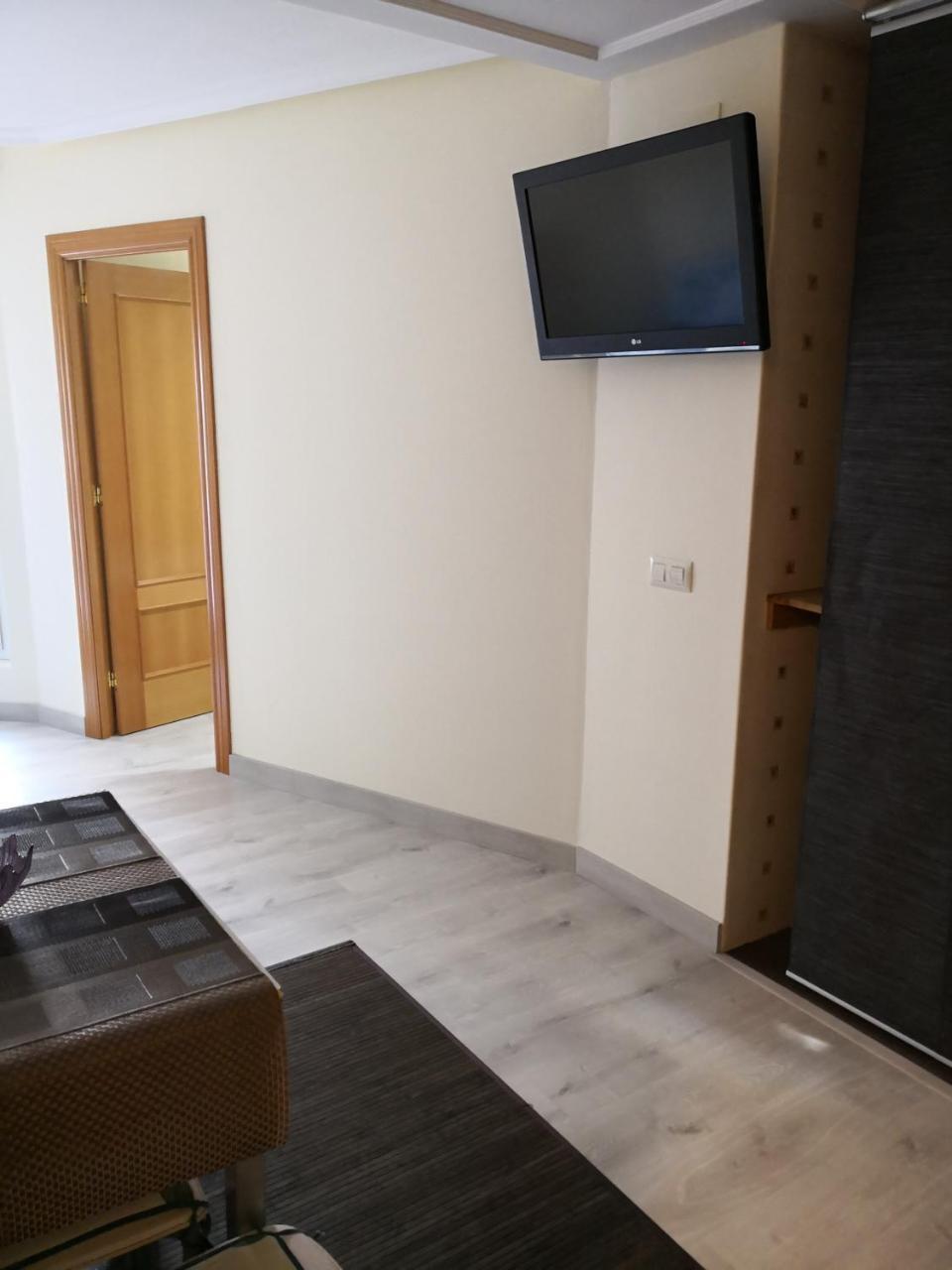 Apartamentos Chevere Turquesa Oviedo Buitenkant foto